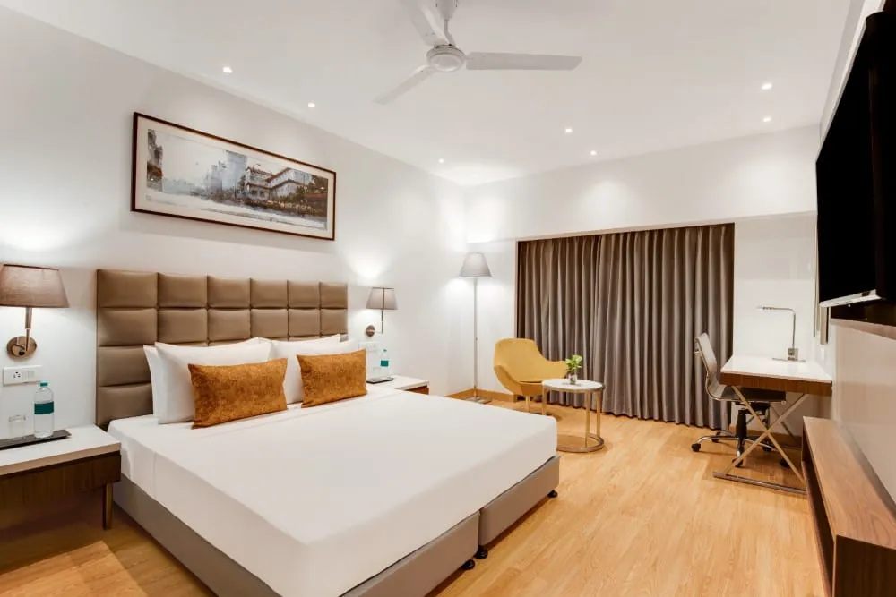 Executive Room with Modern Interiors — Hotel Aketa Dehradun