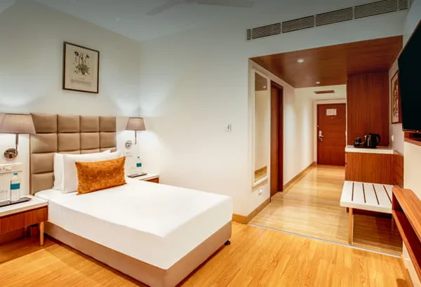 Premium Single Room at Hotel Aketa Dehradun — 25 sqm Solo Stay